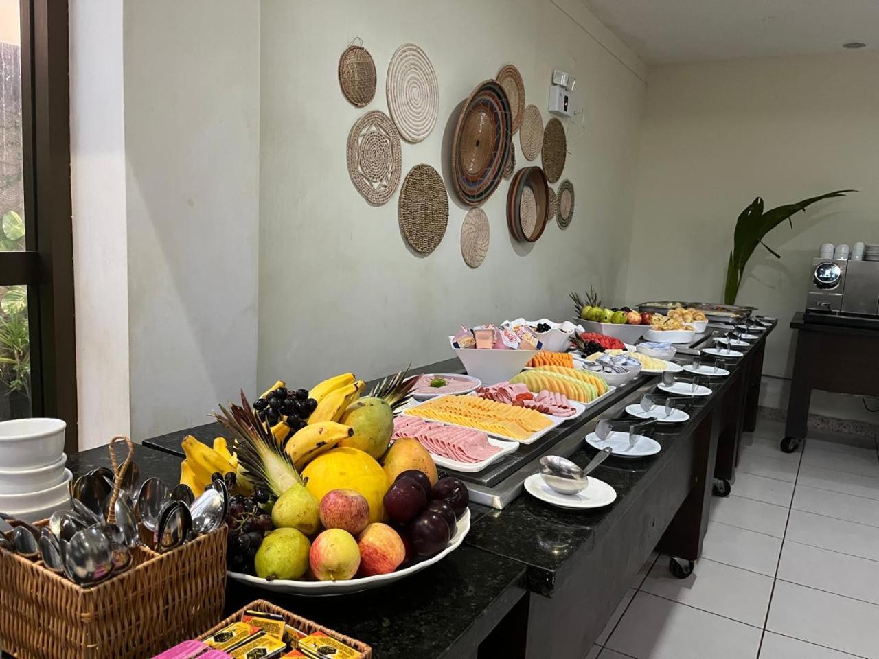 Catussaba Suites Resort Сальвадор Экстерьер фото